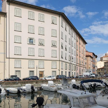 Near The Port-Elegante Appartamento Con Vista Sui Canali Livorno Exterior foto